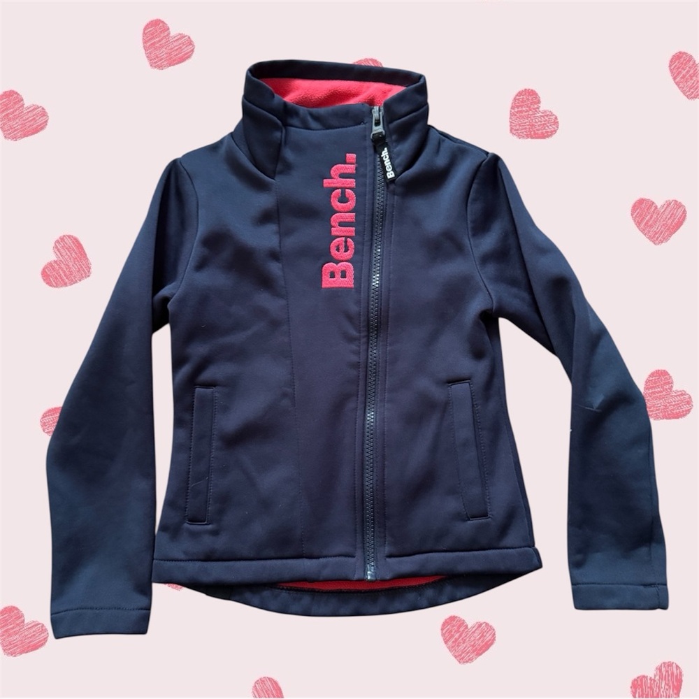❤︎2/$20❤︎ Bench Zip-Up